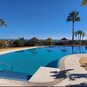 Apartamento Apartamento En Calanova Sea Golf Con 23m2 De Terraza, Mijas